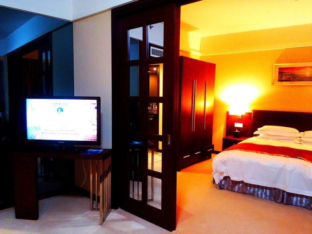 Golden Gulf Jasper Hotel Shantou Kamer foto